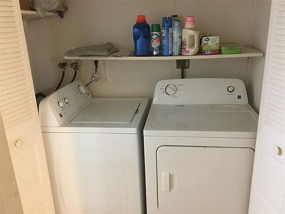 5th image of 625 N University Dr