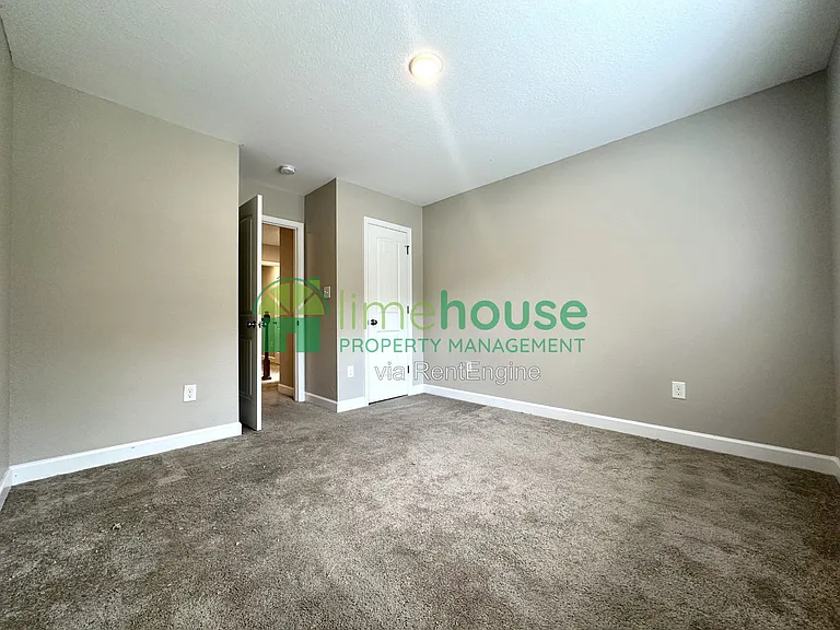 2101 Ball St — Photo 14