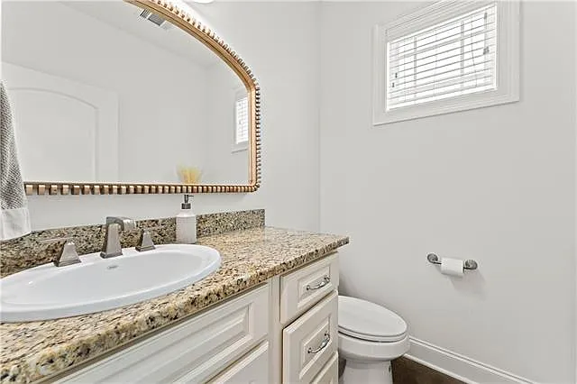 17014 Octavia St — Photo 13