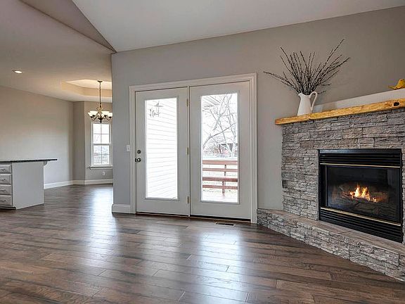 4th image of 5009 N Thorngate Ct