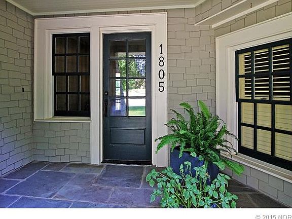 3rd image of 1805 E 32nd Pl
