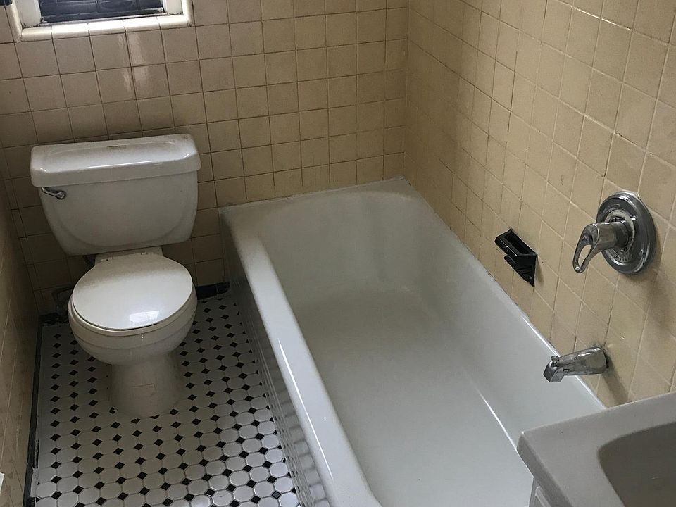 1st image of 2701 Webb Ave Frnt 1