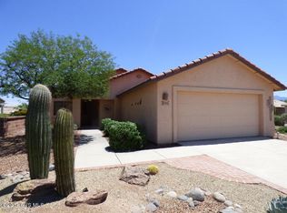 226 N Cape Royal Dr, Green Valley, AZ 85614