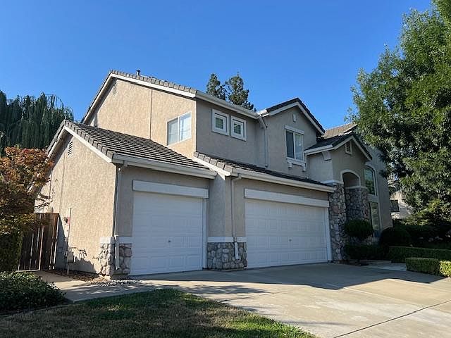 Front left angle view