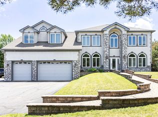 18609 Pinon Trl, Marengo, IL 60152