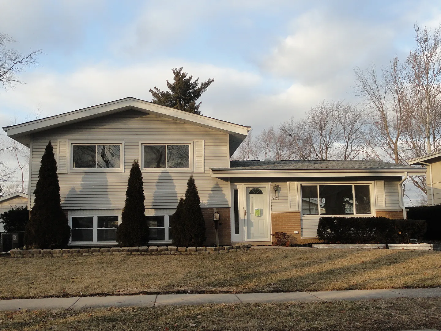 222 Berry St photo 1