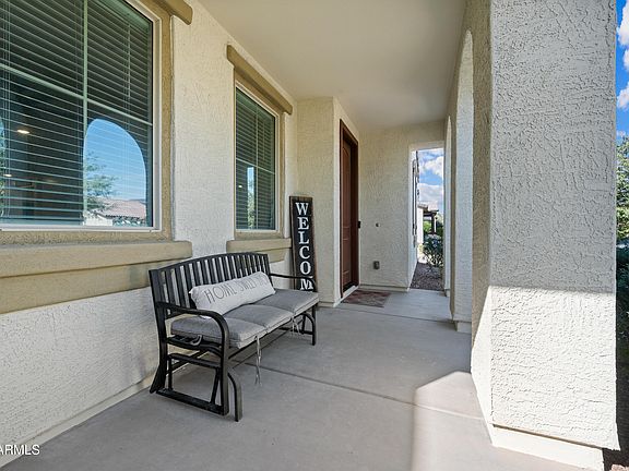 3rd image of 15245 W SHERMAN Street