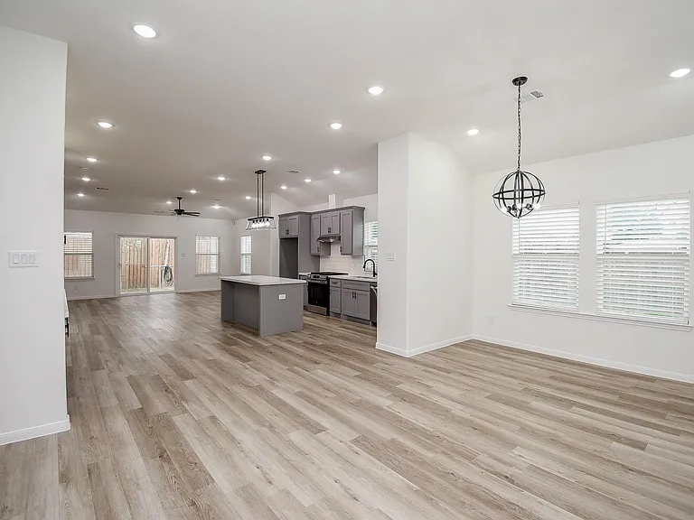 2139 Counter Point Dr — Photo 15