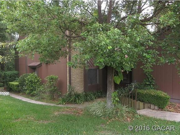 2nd image of 1649 NW 19th Cir