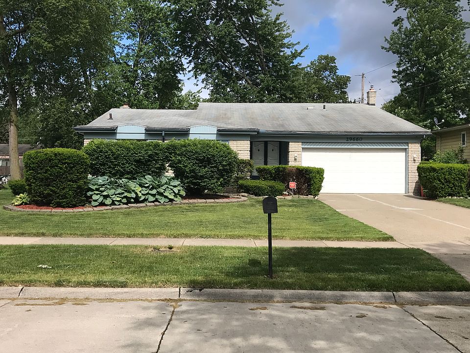 2nd image of 29660 Aberdeen Ln