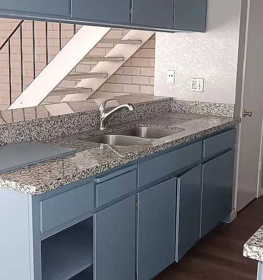 2140 Chrysler Dr #2 & 3 — Photo 10