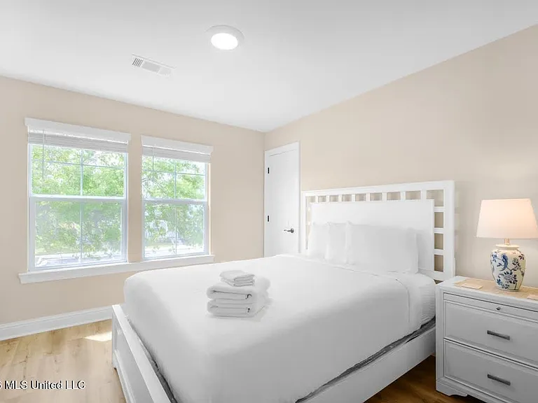 122 Coral Breeze Dr — Photo 22
