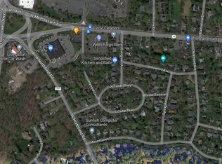 37 Spring Rd, Livingston, NJ 07039