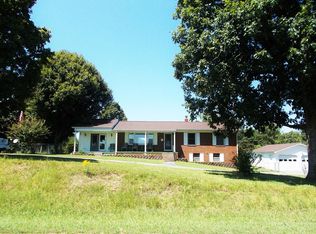 3401 Lick Ck Rd, Big Sandy, TN 38221