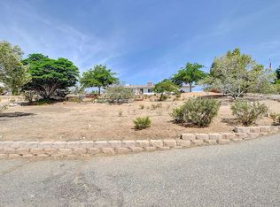 16498 Villa Dr, Victorville, CA 92395