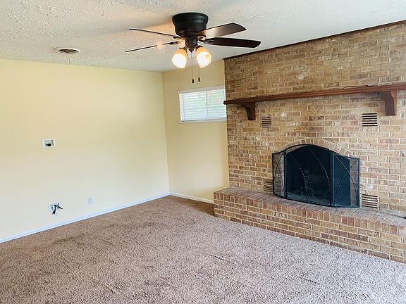 3rd image of 509 Bluebonnet Dr
