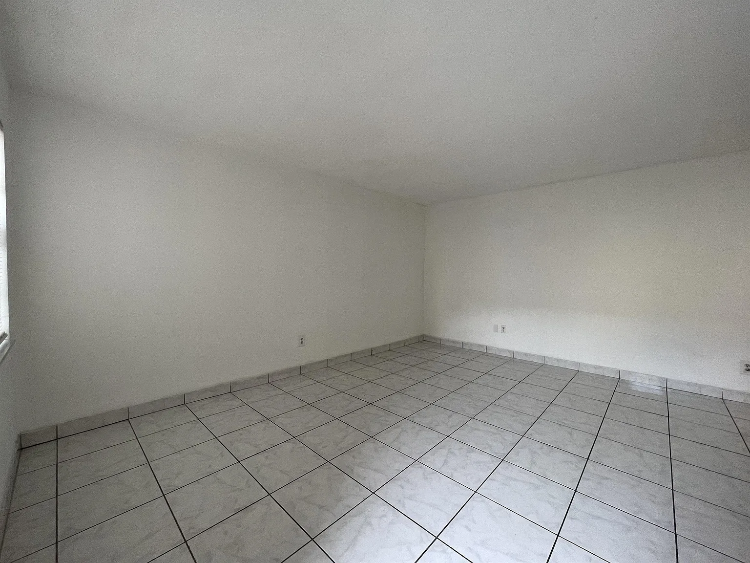Harvard 1832 Madison Street #102 (Brickshelter I LLC) - 376 — Photo 4