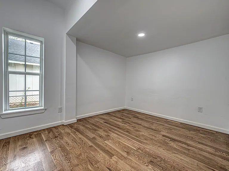716 E Eufaula St #1 — Photo 7