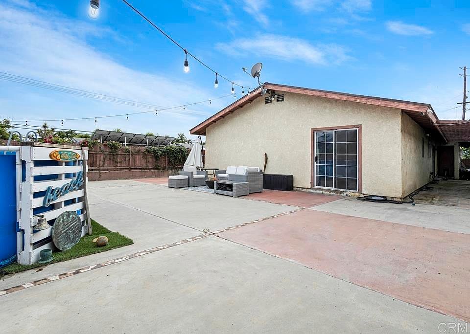 1st image of 1009 Paraiso Ave