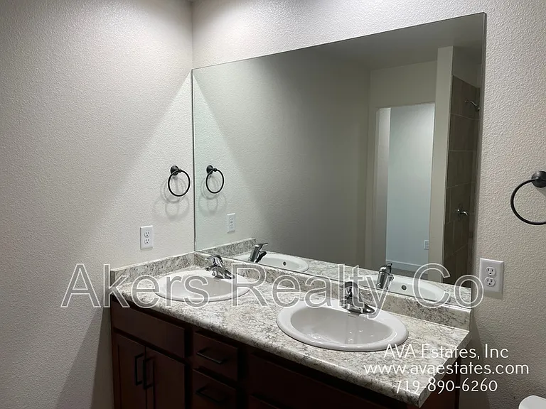 970 S Coral Pl — Photo 17