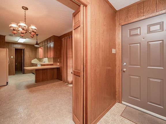 5th image of 172 Sunnybrook Dr