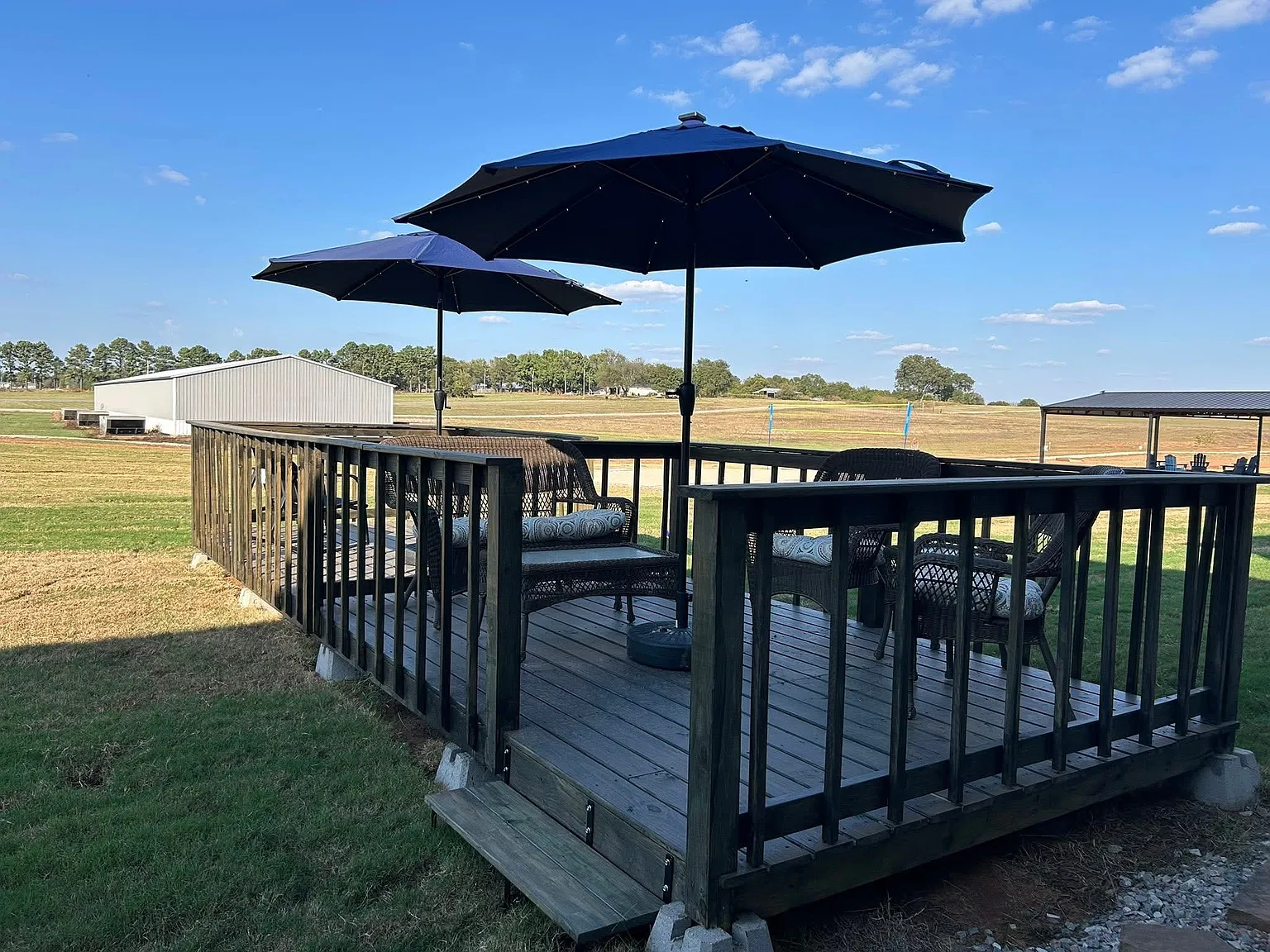 3 bed, 2.5 bath, 1500 sqft, $1,595 — Photo 3