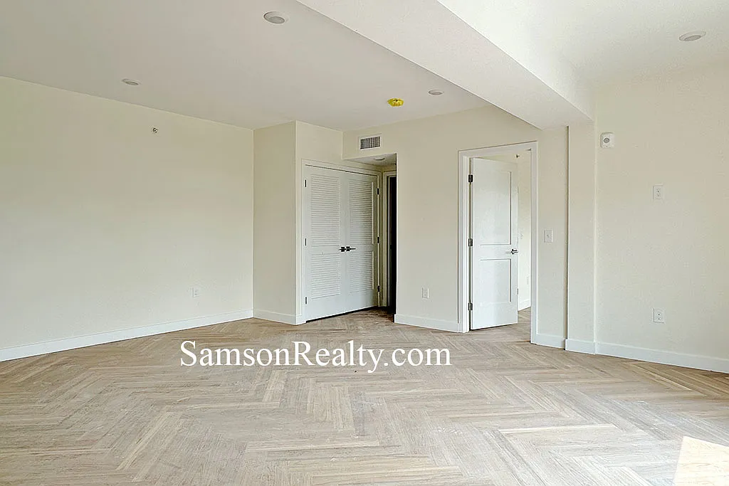 1 bed, 1.5 bath, 724 sqft, $2,450 — Photo 4