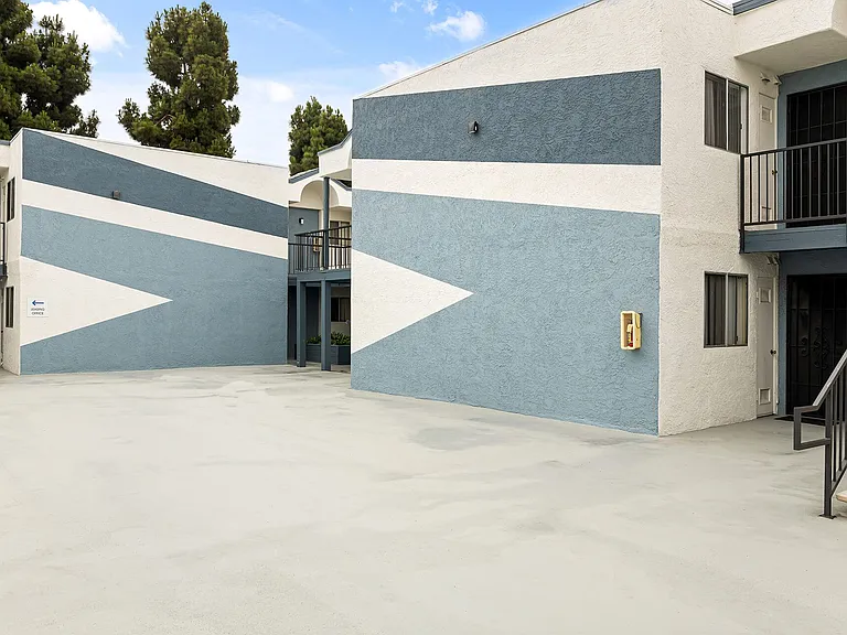 Mar at Grove — Photo 19
