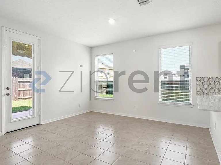 2845 Shimmer Edge Dr — Photo 9