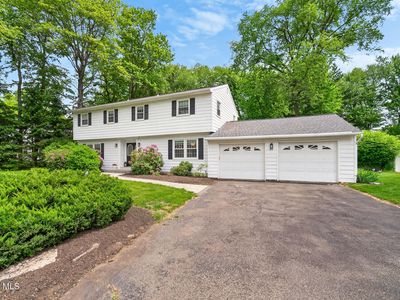 77 Huntersfield Road, Delmar, NY, 12054