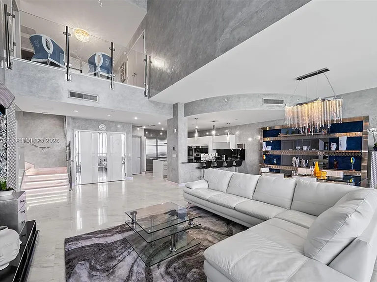 17121 Collins Ave #Penthouse 4406 — Photo 8