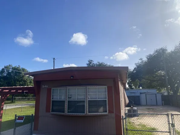 1945 Aladdin Ct, Saint Cloud, FL 34771