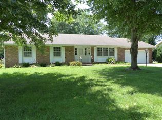 646 W Katella St, Springfield, MO 65807