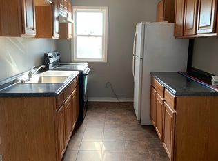 11 Sutherland St #2, Lowell, MA 01850