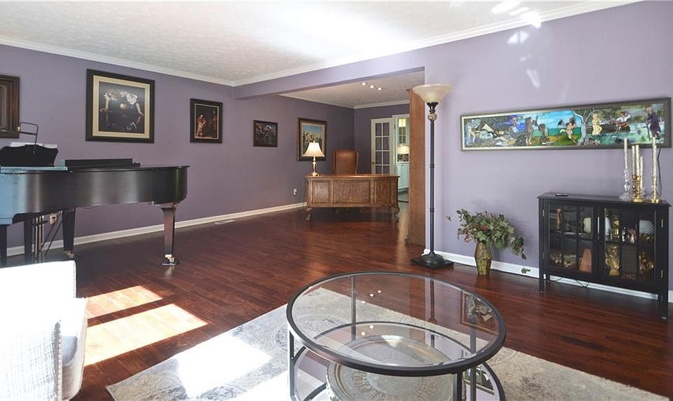 4330 Royal Pine Blvd, Indianapolis, IN 46250 Zillow