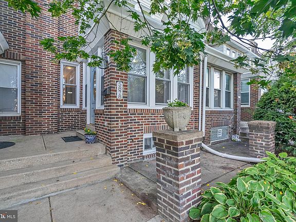 3rd image of 5878 Henry Ave