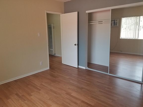 3rd image of 3307 Glenhurst Ave
