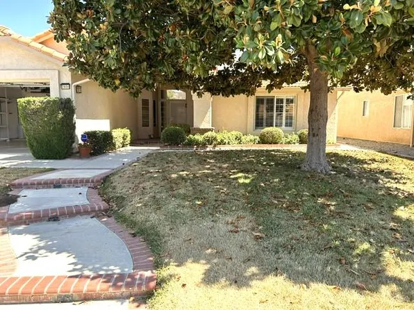 2800 Banyan Tree Ln, Hemet, CA 92545