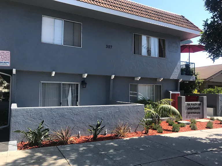 307 W Pedregosa St — Photo 16