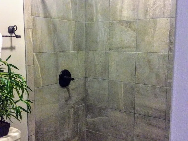 361 W Wilson Ave — Photo 13