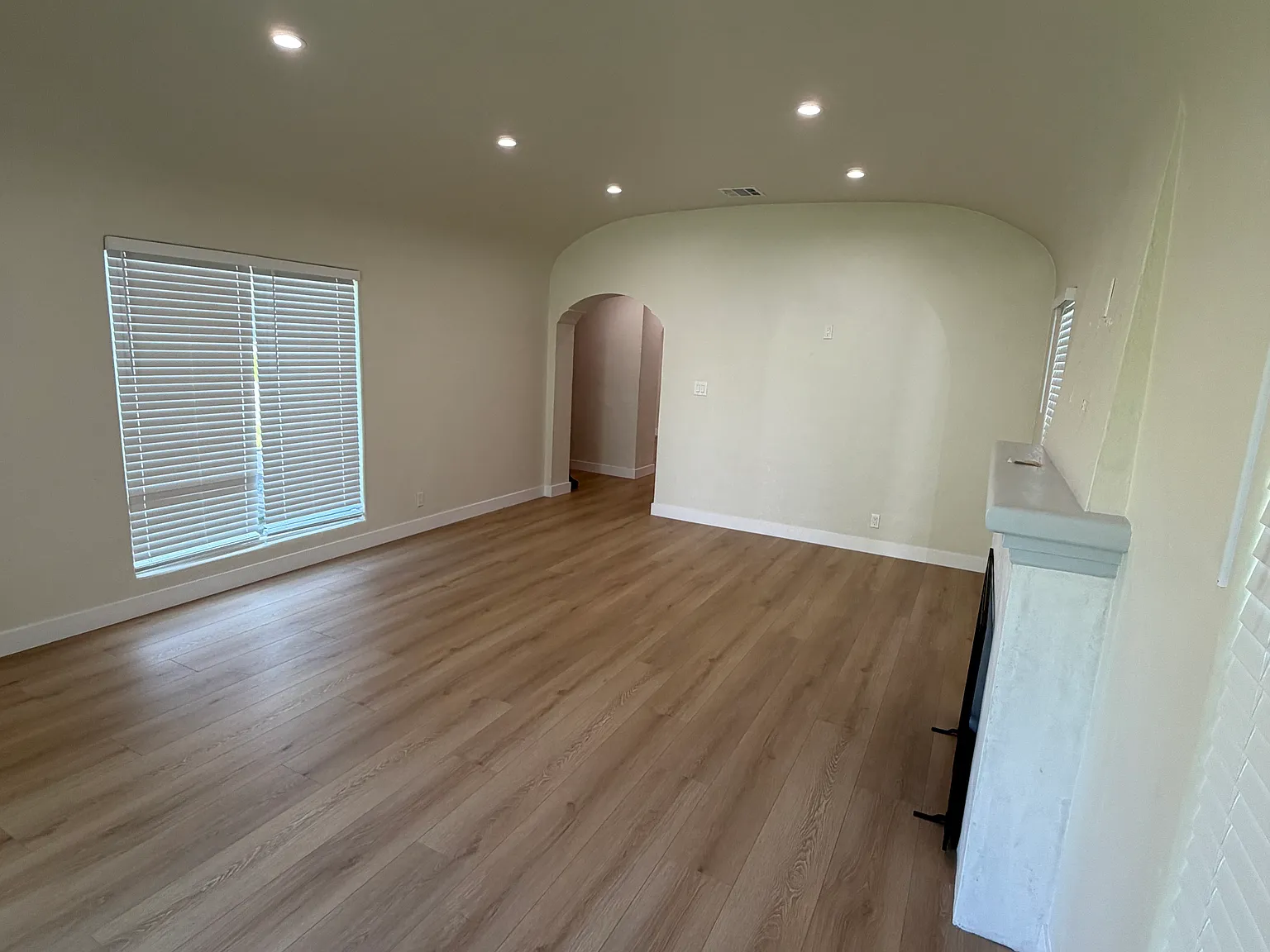4 bed, 1534 sqft, $5,500 — Photo 4