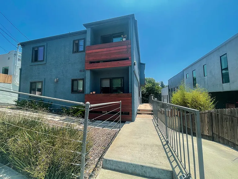 1940 Preston Ave #102A — Photo 21