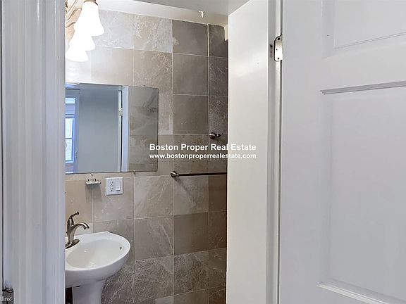 254 Newbury St. #3 Boston - Back Bay Unit Photo 7