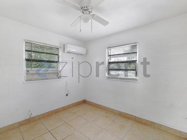 1715 Martin Luther King Jr Blvd — Photo 13
