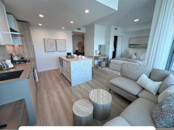 2381 Beta Ave #1409, Burnaby, BC V5C 5N1