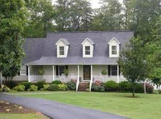 2304 Tigerville Rd, Travelers Rest, SC 29690