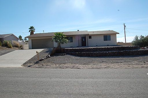 1st image of 3550 Bluegrass Dr