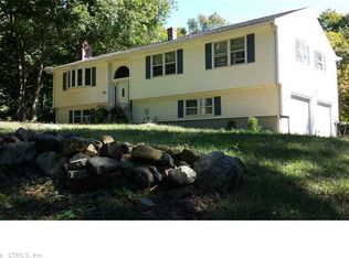 701 Maple Hill Rd, Guilford, CT 06437