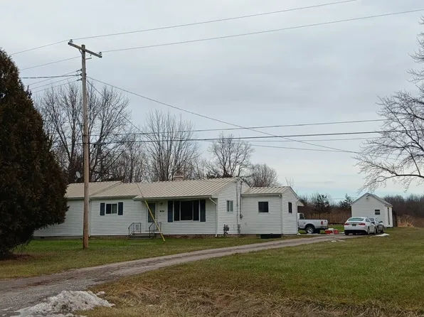 9152 N Lewis Rd, Clio, MI 48420