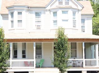 208 Summit Ave, Fort Washington, PA 19034